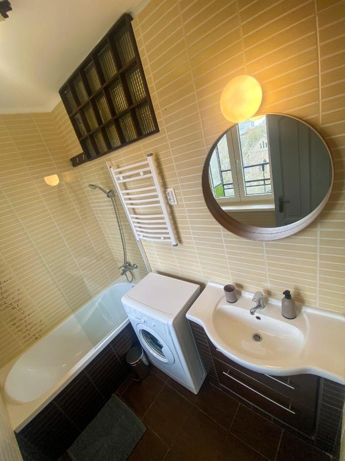 Fresh Smartly Designed Studio Flat & Sunny Balcony บูดาเปสต์ ภายนอก รูปภาพ